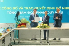 HĐQT ABBANK trao quyết định bổ nhiệm cho ông Phạm Duy Hiếu