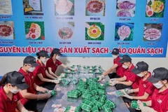 Cơ sở sản xuất Giò bê Quân béo tạo thu nhập ổn định. (Ảnh: Vietnam+)