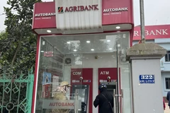 ATM vắng khách. (Ảnh: Vietnam+)