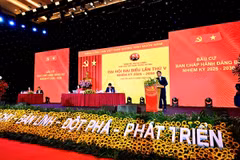 Ông Nguyễn Mạnh Hùng phát biểu khai mạc, trình bày Báo cáo phương hướng nhiệm vụ nhiệm kỳ 2025-2030. (Ảnh: Vietnam+)