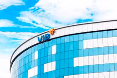 VIB lãi 5.180 tỷ đồng, tài sản vượt 580.000 tỷ đồng trong 6 tháng. (Ảnh: Vietnam+)