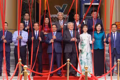 Nghi thức ra mắt Trụ sở chính Cơ quan điều hành trung tâm Tài chính Quốc tế tại Thành phố Hồ Chí Minh. (Ảnh: Vietnam+)