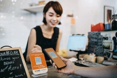 Loa thanh toán SHB hứa hẹn là công cụ hữu hiệu cho tiểu thương. (Ảnh: Vietnam+)