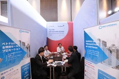 Các doanh nghiệp gặp gỡ 1:1 tại sự kiện. (Ảnh: Vietnam+)