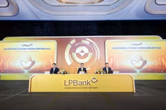 LPBank thông qua thành lập ngân hàng con tại VIFC và chia cổ tức 30% tiền mặt. (Ảnh: Vietnam+)