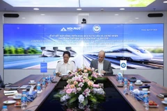TÜV SÜD sẽ đồng hành cùng Hòa Phát trong việc tư vấn kỹ thuật, đánh giá hệ thống sản xuất, giám sát thử nghiệm và thực hiện chứng nhận sự phù hợp đối với các sản phẩm thép ray. (Ảnh: Vietnam+)