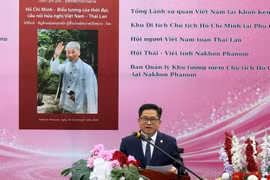 Triển lãm ảnh “Hồ Chí Minh – Biểu tượng của thời đại, cầu nối hữu nghị Việt Nam – Thái Lan” diễn ra trong không khí trang trọng, nhân dịp kỷ niệm 136 năm Ngày sinh Chủ tịch Hồ Chí Minh (19/5/1890 – 19/5/2026) và hướng tới mốc 50 năm thiết lập quan hệ ngoại giao giữa hai nước (1976-2026). (Ảnh: PV/Vietnam+)