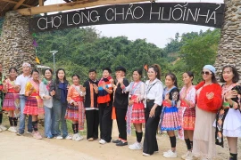 Nương sắn thành bản du lịch: Câu chuyện đánh thức giấc mơ của người Mông ở Huổi Nhả tỉnh Điện Biên