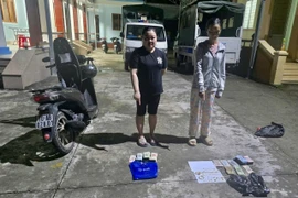 Đối tượng tại hiện trường vụ việc. (Ảnh: PV/Vietnam+)