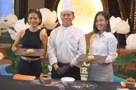 Trải nghiệm tinh hoa bánh Trung thu thủ công Sheraton Saigon 