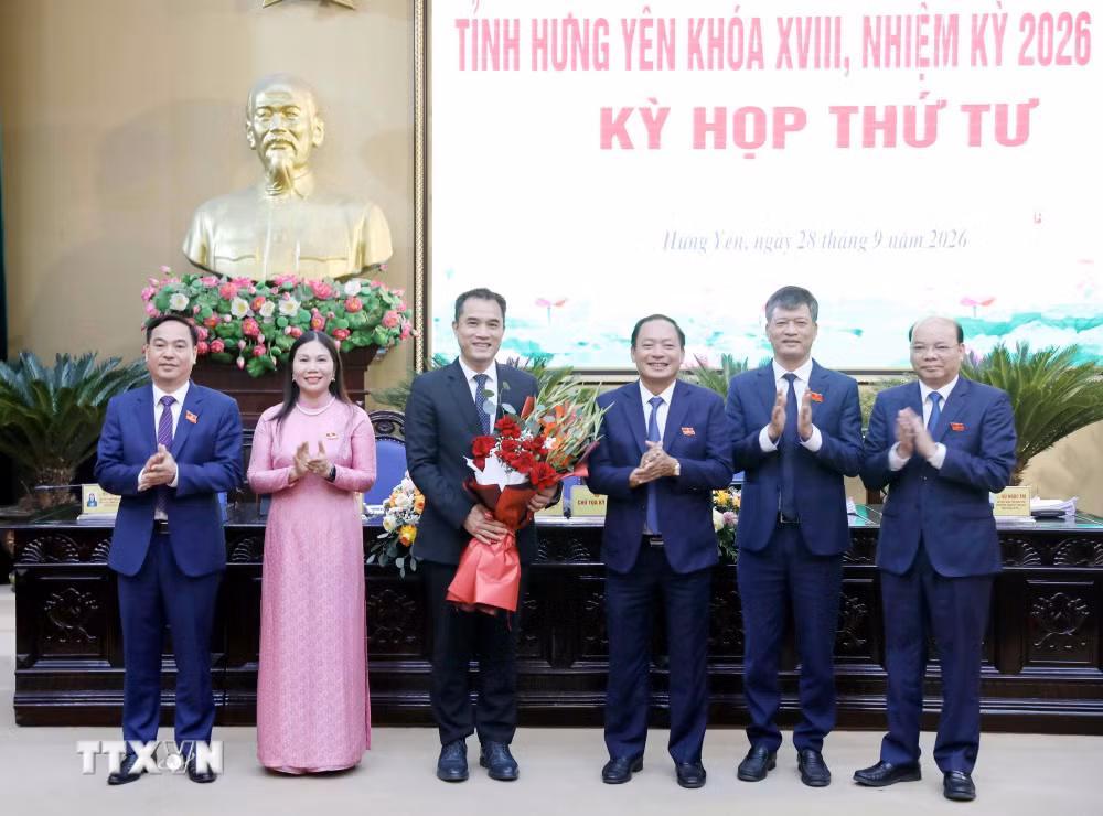 ttxvn_ong-pham-bao-son-duoc-bau-giu-chuc-pho-chu-tich-ubnd-tinh-hung-yen-9053401-1.jpg