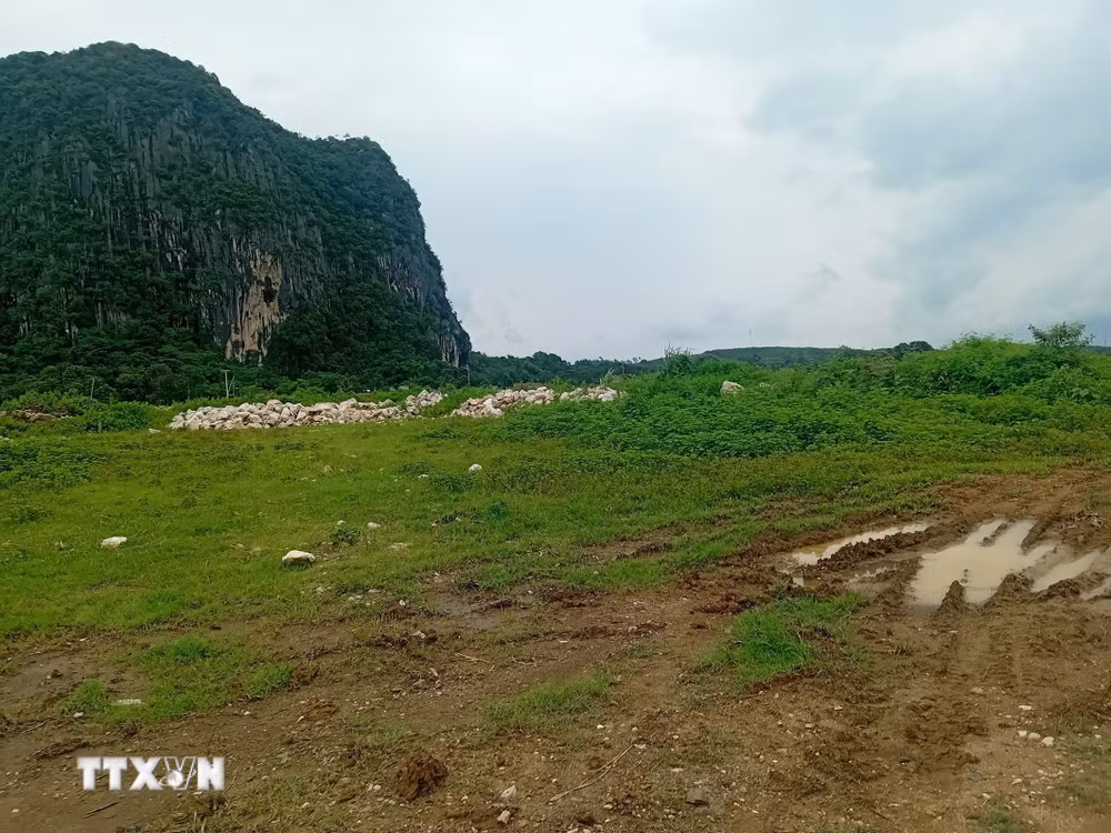 ttxvn-nhieu-du-an-xay-dung-dang-do-tai-thanh-hoagay-lang-phi-8961526.jpg