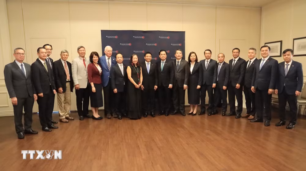 ttxvn-be-mac-chuong-trinh-lanh-dao-viet-nam-2026-tai-dai-hoc-columbia-my-8985718-2.jpg