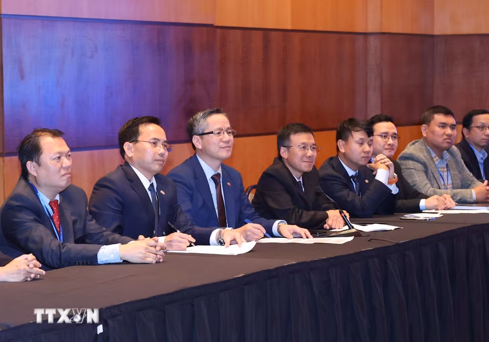 ttxvn_tong-bi-thu-chu-tich-nuoc-gap-dai-dien-mang-luoi-chuyen-gia-nha-khoa-hoc-viet-nam-tai-canada-9050325-5.jpg
