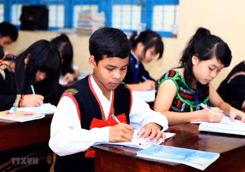 Tạo nguồn nhân lực cho vùng đồng bào dân tộc thiểu số và miền núi. (Ảnh: Quý Trung/TTXVN)