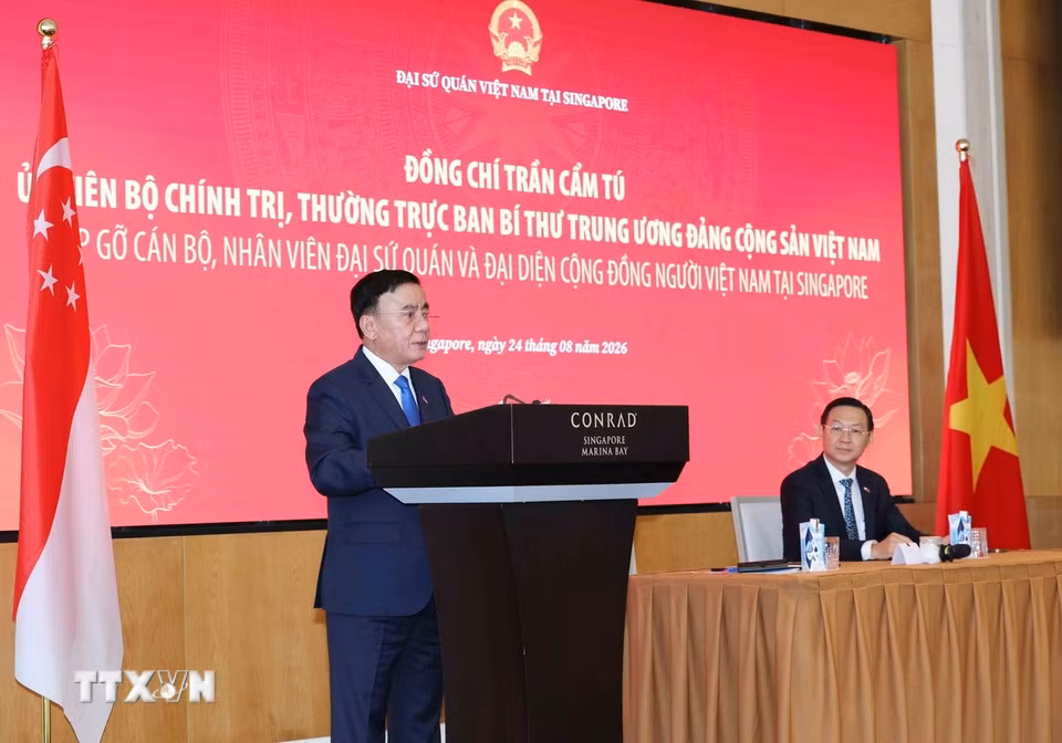 Thường trực Ban Bí thư Trần Cẩm Tú phát biểu tại buổi gặp mặt. (Ảnh: Phương Hoa/TTXVN)