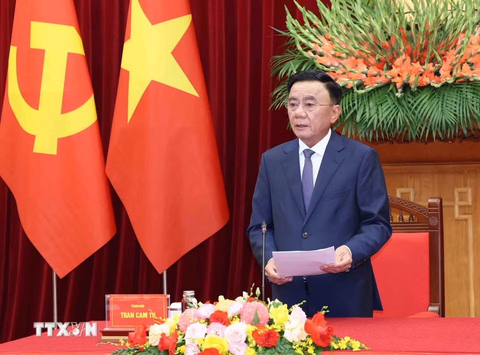 Đồng chí Trần Cẩm Tú, Ủy viên Bộ Chính trị, Thường trực Ban Bí thư, phát biểu tại buổi tiếp. (Ảnh: Phương Hoa/TTXVN)
