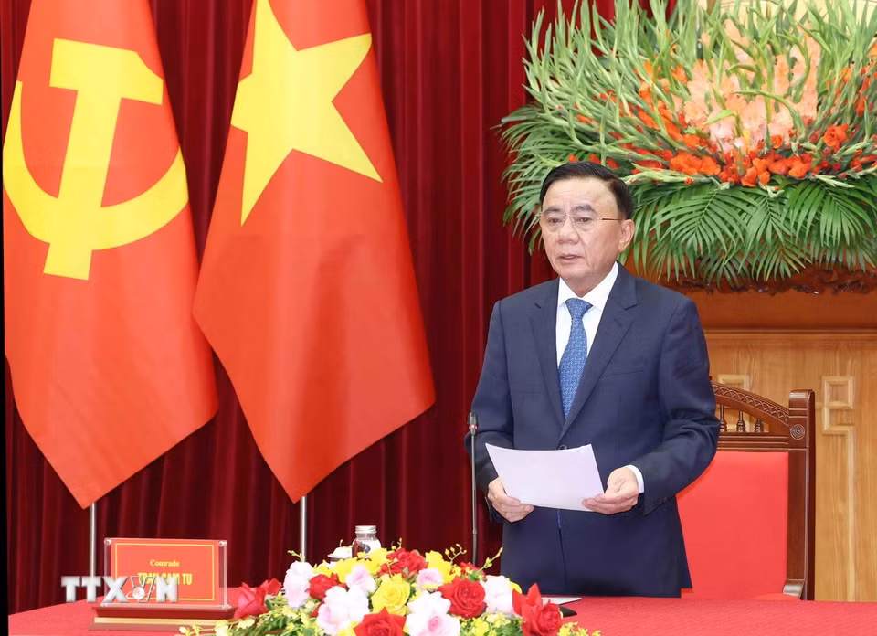 Thường trực Ban Bí thư Trần Cẩm Tú phát biểu tại buổi tiếp Đoàn cán bộ cấp Thứ trưởng và tương đương của Đảng Nhân dân Cách mạng Lào. (Ảnh: Phương Hoa/TTXVN)