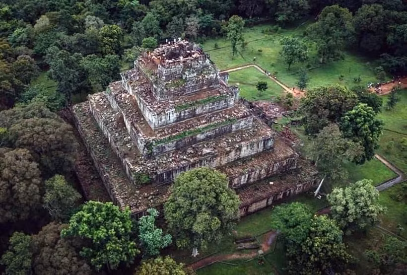 Đền Koh Ker được mệnh danh là kim tự tháp của nền văn minh Angkor. (Ảnh: AKP/TTXVN phát)