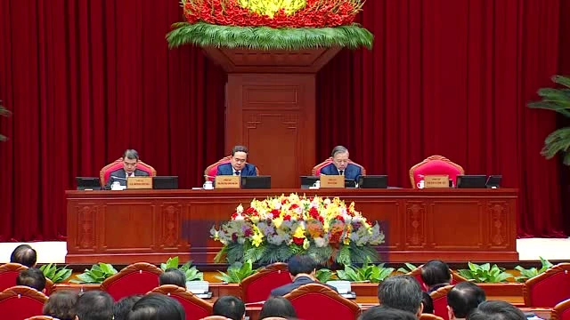Bế mạc Hội nghị lần thứ 2 Ban Chấpành Trung ương Đảng khóa XIV tại Hà Nội