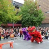 Múa lân, một trong những hoạt động hấp dẫn nhất của Lễ hội Trung Thu. (Ảnh: Minh Hợp/TTXVN)