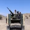 Các lực lượng an ninh Afghanistan tham gia chiến dịch quân sự chống lại Pakistan tại tỉnh Khost ngày 27/2/2026. (Ảnh: THX/TTXVN)