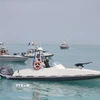 Tàu chiến của Lực lượng Vệ binh Cách mạng Hồi giáo Iran được triển khai tại Vịnh Persian, gần Bushehr, Iran. (Ảnh: THX/TTXVN)