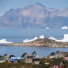 Quang cảnh thị trấn Kulusuk thuộc đảo Greenland, Đan Mạch, ngày 16/8/2019. (Ảnh: Getty Images/TTXVN)