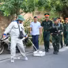 Sử dụng máy radar xuyên đất rà soát khu vực nghi có mộ liệt sỹ. (Ảnh: Mai Trang/TTXVN)