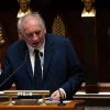 Thủ tướng Pháp Francois Bayrou phát biểu tại phiên họp Quốc hội ở Paris, ngày 8/9/2025. (Ảnh: THX/TTXVN)