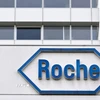 Biểu tượng của Hãng dược phẩm Roche tại trụ sở ở Basel, Thụy Sĩ. (Ảnh: AFP/TTXVN)