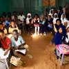 Trẻ em tại một lớp học ở Omdurman, Sudan. (Ảnh: THX/TTXVN)