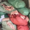 Hà Nội: Phát hiện, tiêu hủy hơn 800kg chân gà bốc mùi chuẩn bị đưa ra thị trường