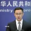 Người phát ngôn Bộ Ngoại giao Trung Quốc Lâm Kiếm phát biểu tại cuộc họp báo ở thủ đô Bắc Kinh. (Ảnh: Kyodo/TTXVN)