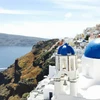 Hòn đảo du lịch nổi tiếng Santorini hứng chịu hàng loạt trận động đất. (Ảnh: NDTV)