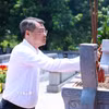 Thủ tướng Lê Minh Hưng dâng hương tưởng niệm các Anh hùng Liệt sỹ tỉnh Phú Thọ. (Ảnh: Dương Giang/TTXVN)