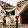 Ngôi nhà bị phá hủy sau cuộc tấn công bằng tên lửa tại thị trấn Muridke, gần Lahore, Pakistan. (Ảnh: THX/TTXVN)