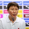Huấn luyện viên Kim Sang Sik. (Ảnh: VFF)