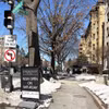 Biển quảng cáo xem nhà cho thuê trên đại lộ Connecticut ở trung tâm thủ đô Washington D.C. (Ảnh: Ngọc Quang/TTXVN)