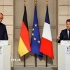 Thủ tướng Đức Friedrich Merz (trái) trong cuộc họp báo chung với Tổng thống Pháp Emmanuel Macron tại Paris, ngày 7/5/2025. (Ảnh: REUTERS/TTXVN)