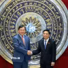 Phó Chủ tịch Quốc hội Nguyễn Doãn Anh tiếp ông Suos Yara, Chủ nhiệm Uỷ ban Đối ngoại, Hợp tác quốc tế, Thông tin và Truyền thông Quốc hội Campuchia. (Ảnh: Tuấn Anh/TTXVN)