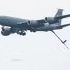 Máy bay tiếp nhiên liệu KC-135 của Mỹ bay trình diễn tại một sự kiện ở Chicago, Mỹ. (Ảnh: THX/TTXVN)