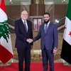 Thủ tướng lâm thời Liban Najib Mikati (trái) và nhà lãnh đạo Syria Ahmed al-Sharaa tại cuộc gặp ở Damascus ngày 11/1/2025. (Ảnh: THX/TTXVN)