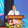 Chủ tịch UBND tỉnh Quảng Ninh Bùi Văn Khắng phát biểu tại hội nghị. (Ảnh: Văn Đức/TTXVN)