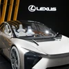 Mô hình xe điện Lexus thế hệ tiếp theo của Toyota Motor Corp. (Ảnh: Kyodo)