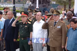 Việt Nam tri ân các chuyên gia quân sự Cuba hy sinh trong kháng chiến 
