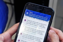 Sau khi phát hiện vi phạm, hệ thống sẽ gửi thông báo kèm thông tin, hình ảnh vi phạm đến chủ sở hữu phương tiện thông qua ứng dụng iHanoi. (Ảnh: CAHN)