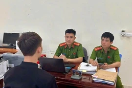 Nam thanh niên được giải cứu khi bị "bắt cóc online". (Ảnh: Bộ Công an cung cấp)