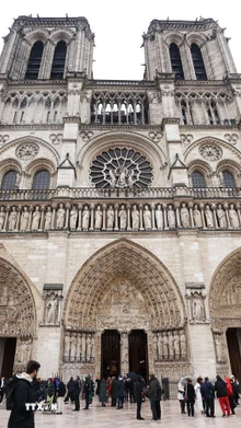 Nhà thờ Đức Bà Paris xuất hiện trên đồng 2 euro mới 