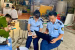 Lực lượng liên ngành đẩy mạnh công tác chống buôn lậu, gian lận thương mại. (Ảnh: dms.gov.vn)